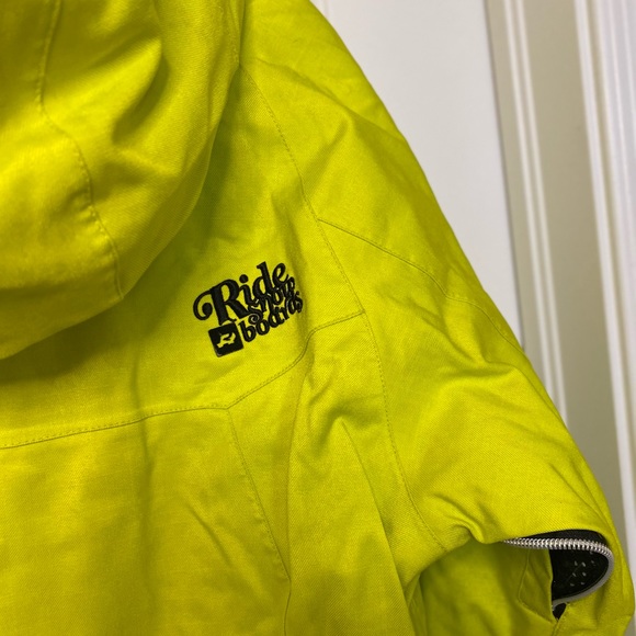 Women’s RIDE Snowboarding Jacket - S - Picture 5 of 9